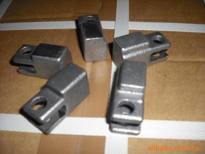 【供應鎖勾45鋼鑄件水玻璃工藝鑄造工程機械配件(圖)】價格,廠家,圖片,其他建筑工程機械配件,龍口市盛達工具-